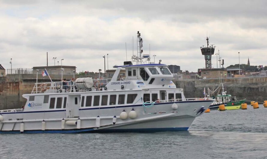 How to get to Dinard