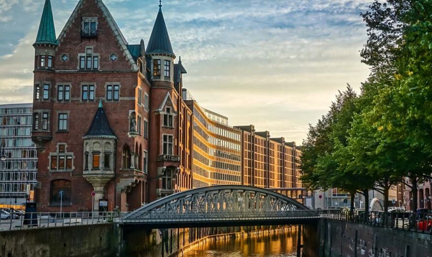 How to get to Hamburg from Berlin