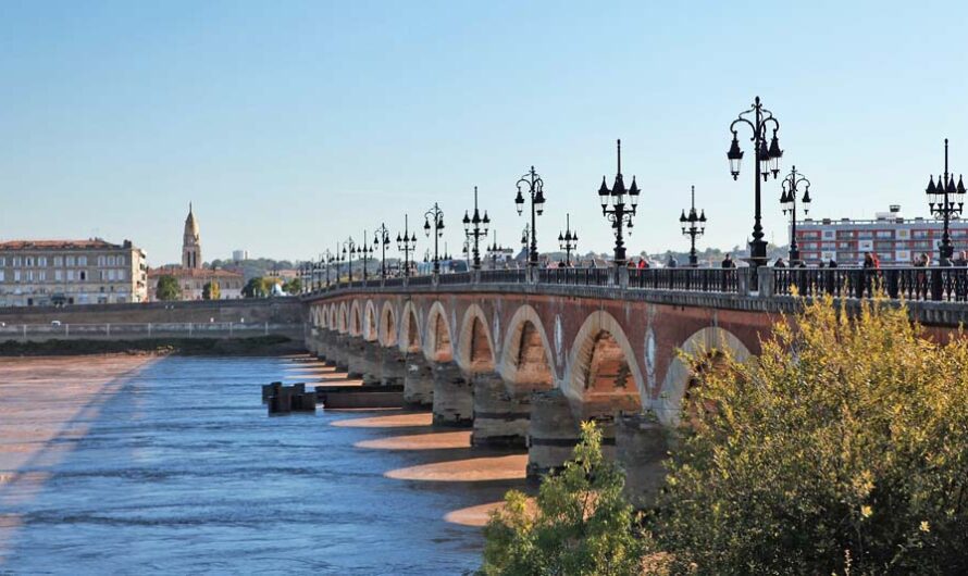 How to get to Bordeaux